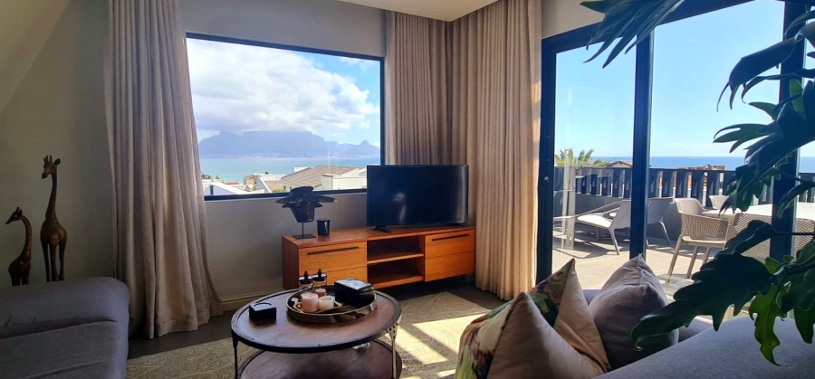 10 Bedroom Property for Sale in Bloubergstrand Western Cape
